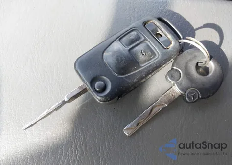 1999 Mercedes-Benz Ml 430 z USA, uszkodzony, nr VIN 4JGAB72E7XA128719